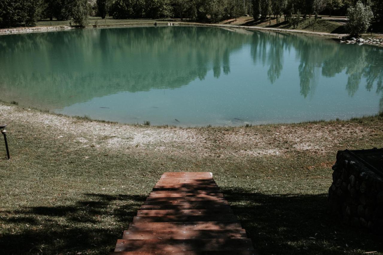 Bed and Breakfast L'Anfora Country Club Basciano Esterno foto